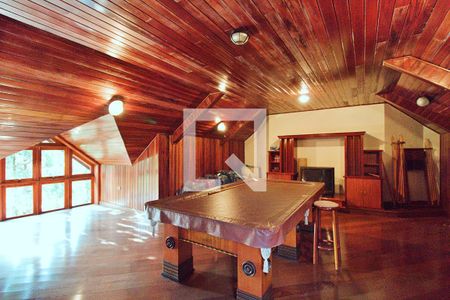 Casa de condomínio à venda com 700m², 4 quartos e 4 vagas Casa de condomínio à venda com 700m², 4 quartos e 4 vagasSala de Jogos