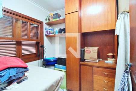 Casa de condomínio à venda com 700m², 4 quartos e 4 vagas Casa de condomínio à venda com 700m², 4 quartos e 4 vagasQuarto de Serviço
