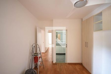 Apartamento à venda com 94m², 3 quartos e 2 vagas Apartamento à venda com 94m², 3 quartos e 2 vagasSuíte