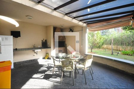 Apartamento à venda com 94m², 3 quartos e 2 vagasChurrasqueira