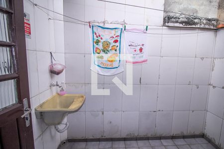 Casa à venda com 92m², 2 quartos e 1 vagaÁrea de Serviço 2