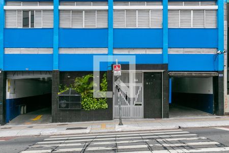 Studio para alugar com 34m², 1 quarto e sem vaga Studio para alugar com 34m², 1 quarto e sem vagaFachada