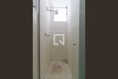 Banheiro de kitnet/studio para alugar com 1 quarto, 34m² em Consolação, São Paulo