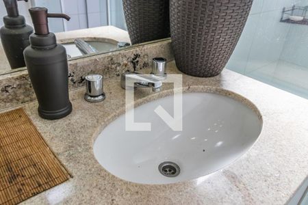 Apartamento para alugar com 202m², 3 quartos e 3 vagas Apartamento para alugar com 202m², 3 quartos e 3 vagasDetalhe do Banheiro da Suíte 3