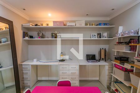 Apartamento para alugar com 202m², 3 quartos e 3 vagas Apartamento para alugar com 202m², 3 quartos e 3 vagasEscritório