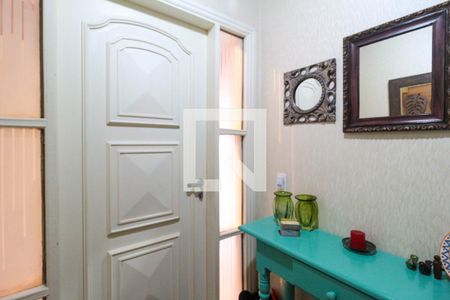 Apartamento à venda com 185m², 3 quartos e 3 vagas Apartamento à venda com 185m², 3 quartos e 3 vagasHall de Entrada