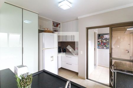 Apartamento à venda com 185m², 3 quartos e 3 vagas Apartamento à venda com 185m², 3 quartos e 3 vagasCozinha