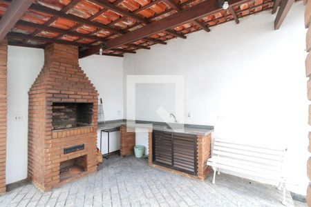 Apartamento à venda com 185m², 3 quartos e 3 vagas Apartamento à venda com 185m², 3 quartos e 3 vagasÁrea comum - Churrasqueira