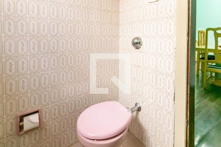 Casa à venda com 279m², 3 quartos e 1 vaga Casa à venda com 279m², 3 quartos e 1 vagaLavabo