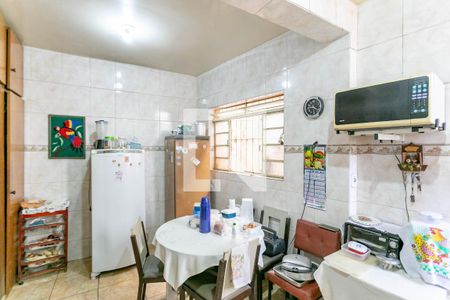 Casa à venda com 279m², 3 quartos e 1 vaga Casa à venda com 279m², 3 quartos e 1 vagaCozinha