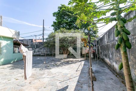 Casa à venda com 279m², 3 quartos e 1 vaga Casa à venda com 279m², 3 quartos e 1 vagaBarracão