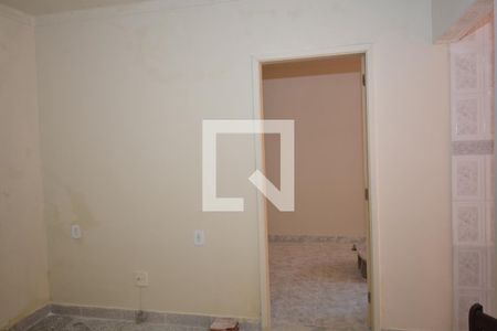 Sala de casa à venda com 1 quarto, 55m² em Irajá, Rio de Janeiro