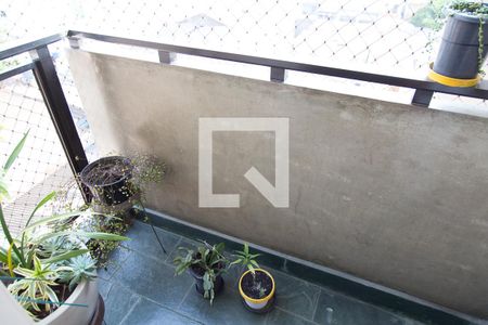 Apartamento à venda com 108m², 3 quartos e 2 vagasVaranda do Quarto 1