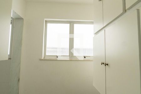 Apartamento à venda com 95m², 2 quartos e 1 vaga Apartamento à venda com 95m², 2 quartos e 1 vagaQuarto de Serviço