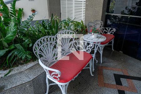 Apartamento à venda com 95m², 2 quartos e 1 vaga Apartamento à venda com 95m², 2 quartos e 1 vagaHall de Entrada