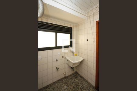 Apartamento à venda com 88m², 3 quartos e 2 vagas Apartamento à venda com 88m², 3 quartos e 2 vagasÁrea de Serviço