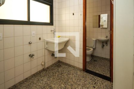 Apartamento à venda com 88m², 3 quartos e 2 vagas Apartamento à venda com 88m², 3 quartos e 2 vagasÁrea de Serviço