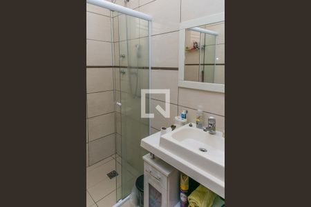 Casa à venda com 130m², 3 quartos e 2 vagasBanheiro