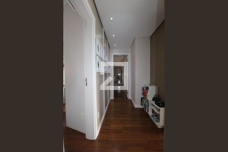 Apartamento à venda com 247m², 3 quartos e 4 vagasCorredor