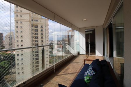 Apartamento à venda com 247m², 3 quartos e 4 vagasVaranda Gourmet