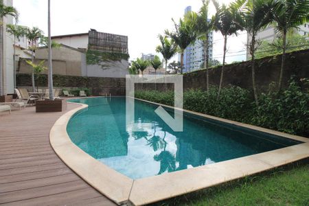 Apartamento à venda com 247m², 3 quartos e 4 vagasÁrea comum - Piscina