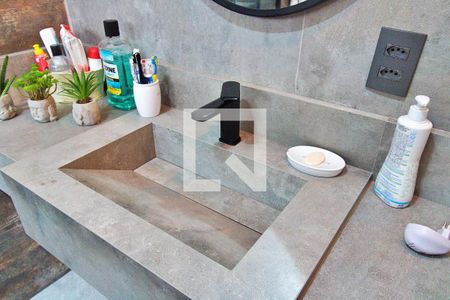 Casa à venda com 220m², 4 quartos e 4 vagasBanheiro da Suíte 3