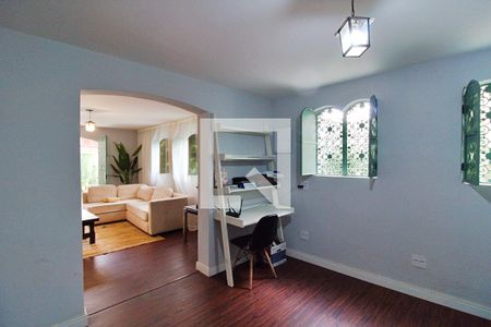 Casa à venda com 220m², 4 quartos e 4 vagasSala Inferior