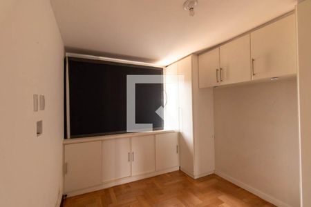Casa de condomínio para alugar com 120m², 3 quartos e 2 vagasSuíte