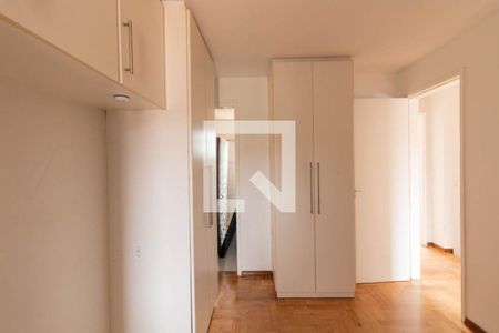 Casa de condomínio para alugar com 120m², 3 quartos e 2 vagasSuíte