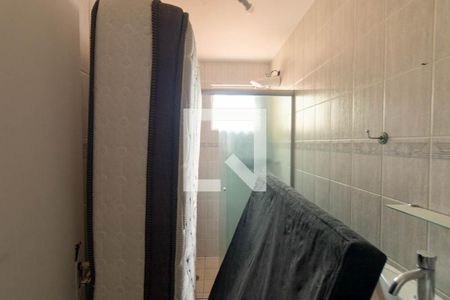 Casa de condomínio para alugar com 120m², 3 quartos e 2 vagasBanheiro da Suite