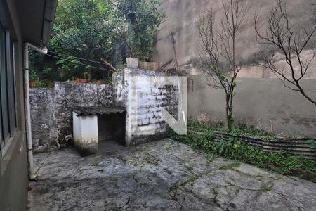 Casa à venda com 146m², 2 quartos e 2 vagasQuintal