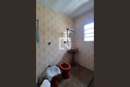 Casa à venda com 146m², 2 quartos e 2 vagasBanheiro