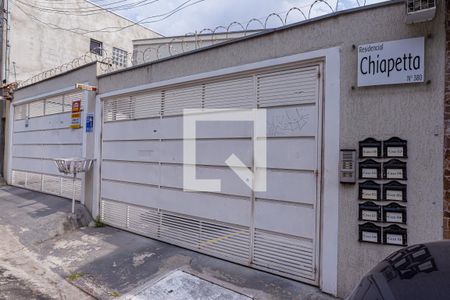 Casa de condomínio à venda com 68m², 2 quartos e 1 vagaFachada