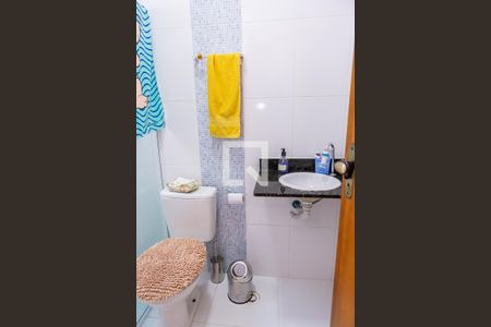 Casa de condomínio à venda com 68m², 2 quartos e 1 vagaBanheiro do Quarto 2