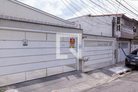 Casa de condomínio à venda com 68m², 2 quartos e 1 vagaFachada