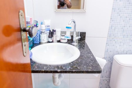 Casa de condomínio à venda com 68m², 2 quartos e 1 vagaBanheiro do Quarto 1