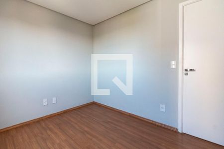 Quarto 1 de apartamento à venda com 2 quartos, 46m² em Itaquera, São Paulo