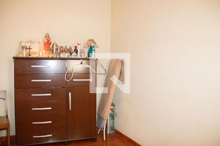 Casa à venda com 230m², 3 quartos e 2 vagasQuarto 2