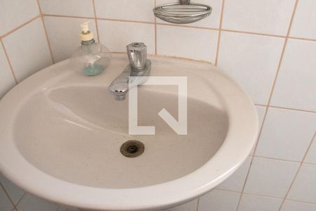 Casa à venda com 230m², 3 quartos e 2 vagasBanheiro de Serviço