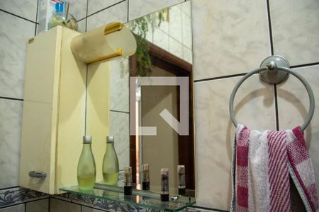 Casa à venda com 230m², 3 quartos e 2 vagasBanheiro 2