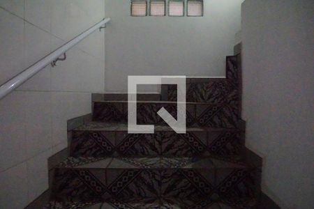 Casa à venda com 370m², 4 quartos e 2 vagasEscada