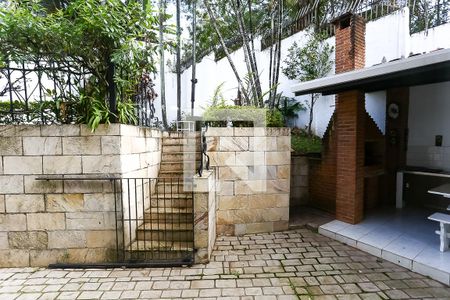 Casa para alugar com 240m², 4 quartos e 4 vagas Casa para alugar com 240m², 4 quartos e 4 vagasVista da Sala