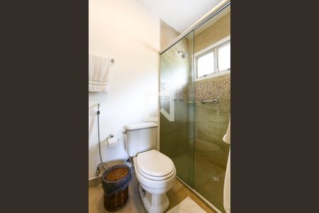 Casa para alugar com 240m², 4 quartos e 4 vagas Casa para alugar com 240m², 4 quartos e 4 vagasBanheiro