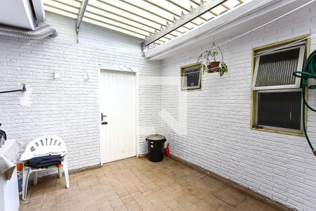 Casa para alugar com 240m², 4 quartos e 4 vagas Casa para alugar com 240m², 4 quartos e 4 vagasÁrea de Serviço