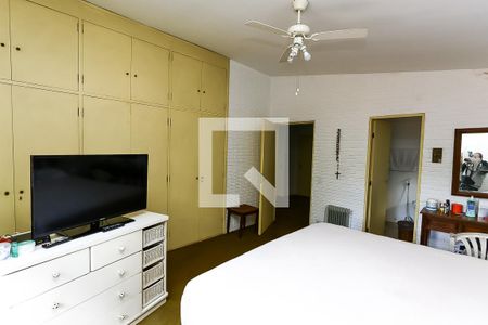 Casa para alugar com 240m², 4 quartos e 4 vagas Casa para alugar com 240m², 4 quartos e 4 vagasQuarto 3