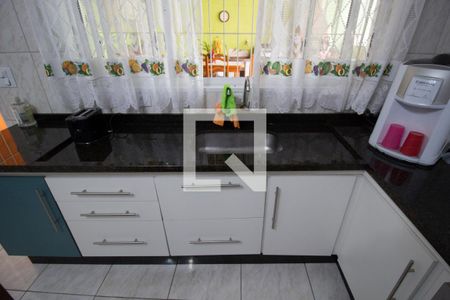 Casa à venda com 180m², 3 quartos e 7 vagasCozinha