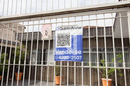 Casa à venda com 180m², 3 quartos e 7 vagasFachada