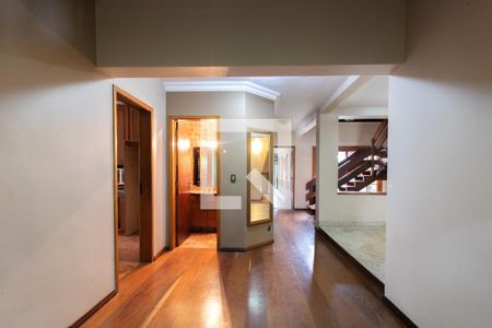 Casa de condomínio à venda com 500m², 3 quartos e 7 vagas Casa de condomínio à venda com 500m², 3 quartos e 7 vagasSala