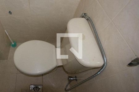 Casa à venda com 180m², 4 quartos e 1 vaga Casa à venda com 180m², 4 quartos e 1 vagaBanheiro