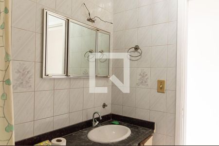 Casa à venda com 219m², 3 quartos e 3 vagasBanheiro